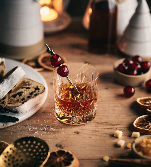 Stollen-Infused Rum