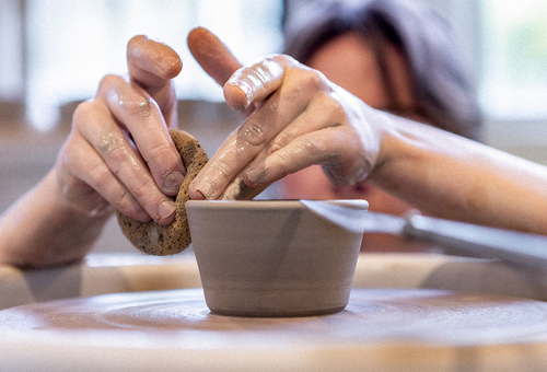 The Crafting of a Farmhouse Pot