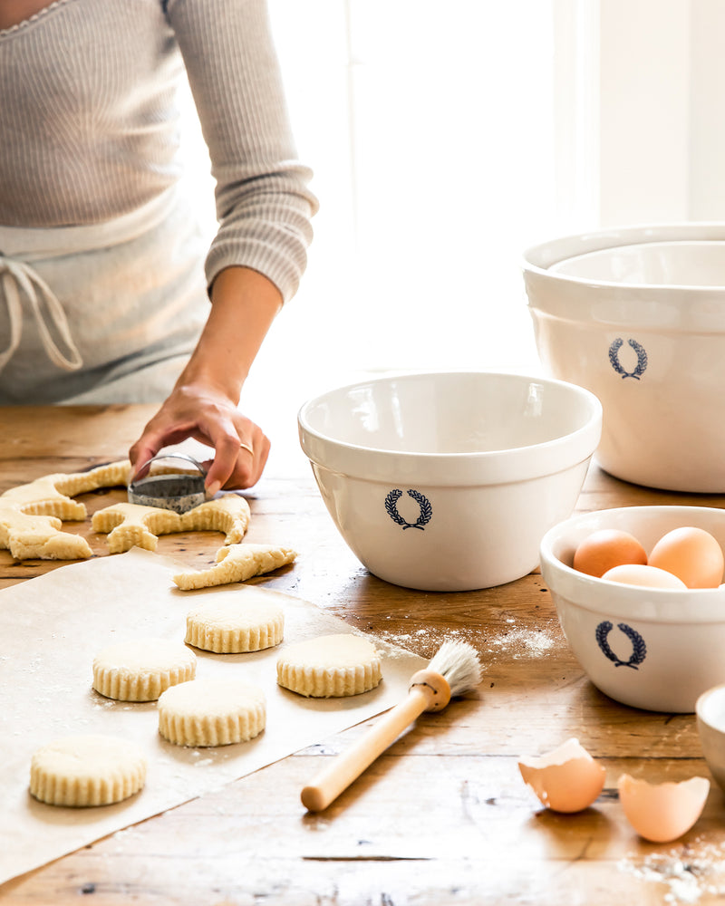 Laurel Mixing Bowls