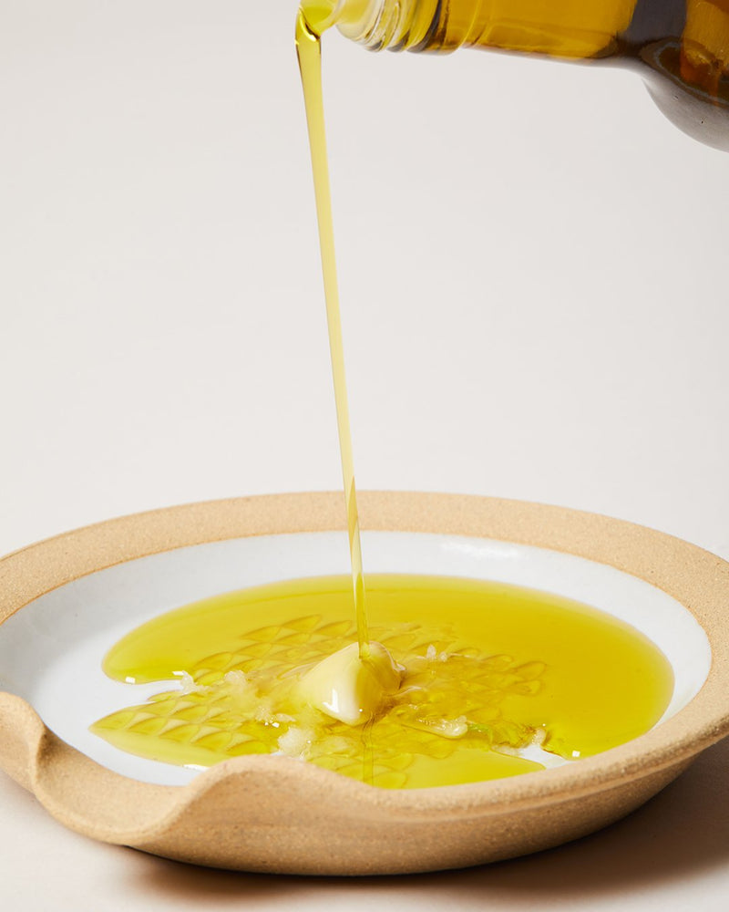 Silo Garlic Grater Dish
