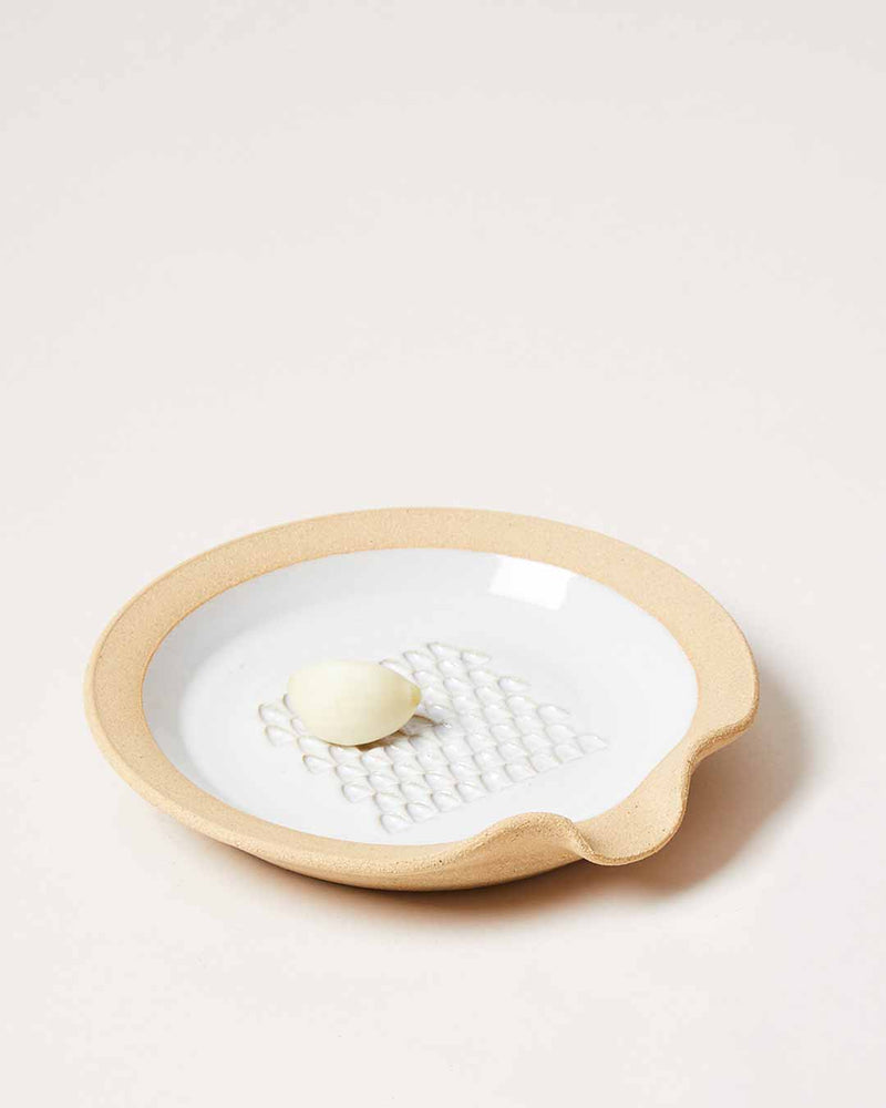 Silo Garlic Grater Dish
